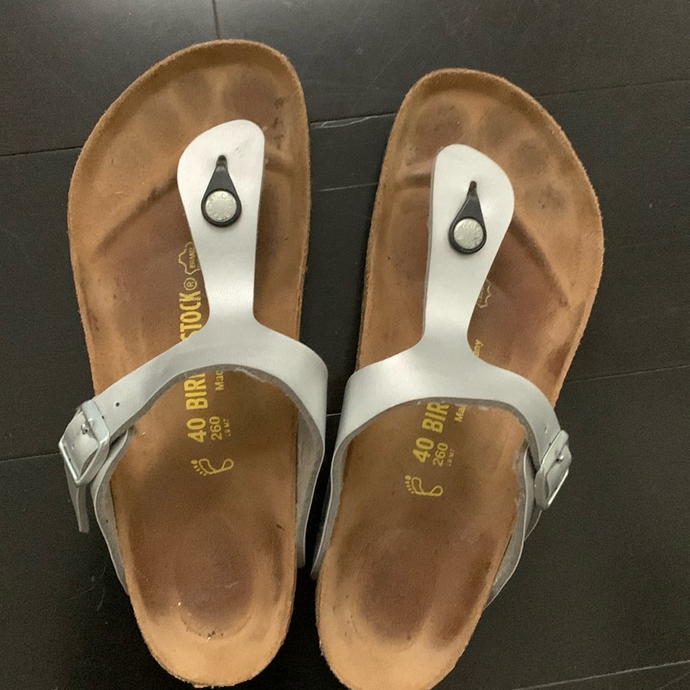 Birkenstock Gizeh Ice Pearl Onyx color amazing condition size US 9-9.5 no box